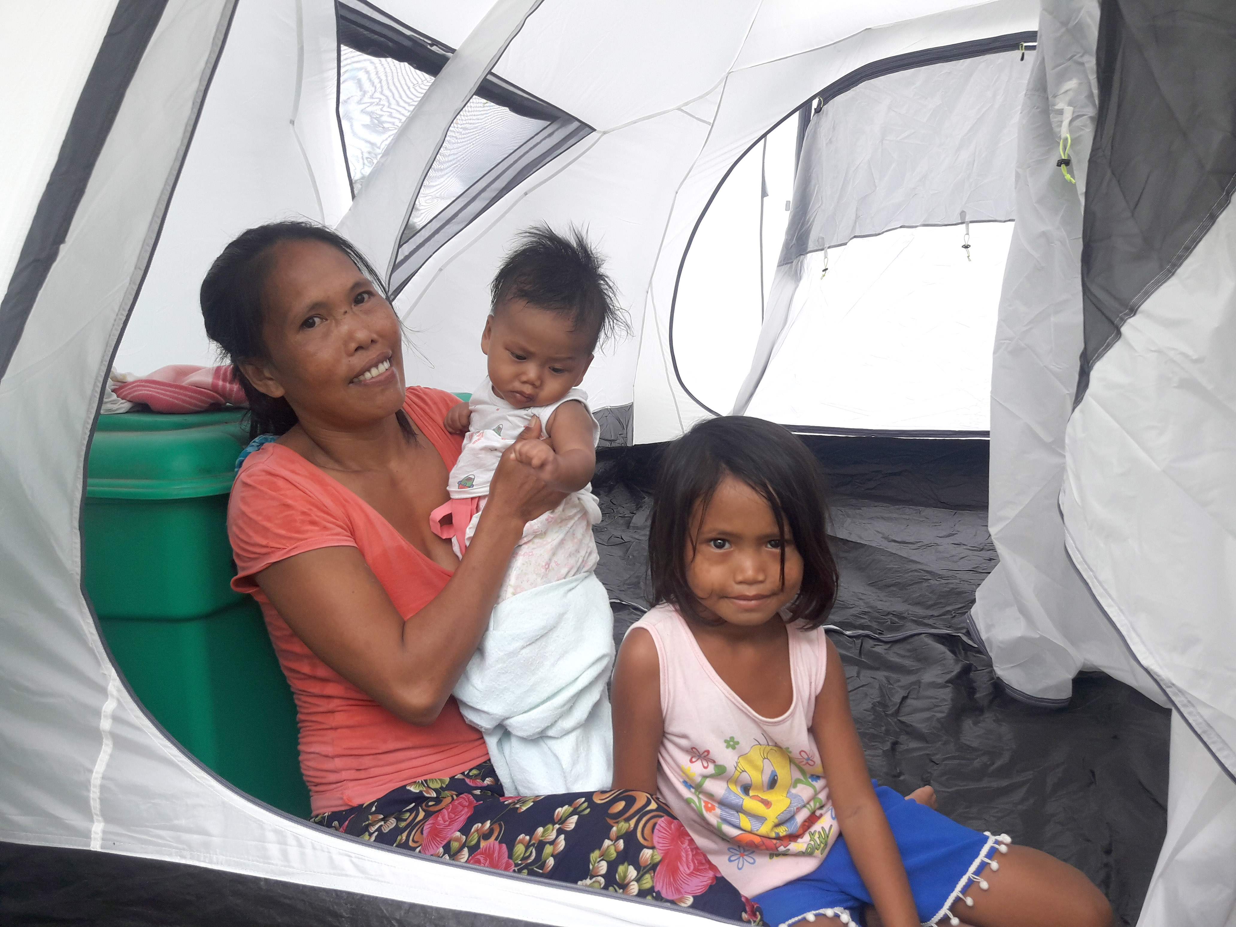 ShelterBox in the Philippines - A family receives a tent in 2018