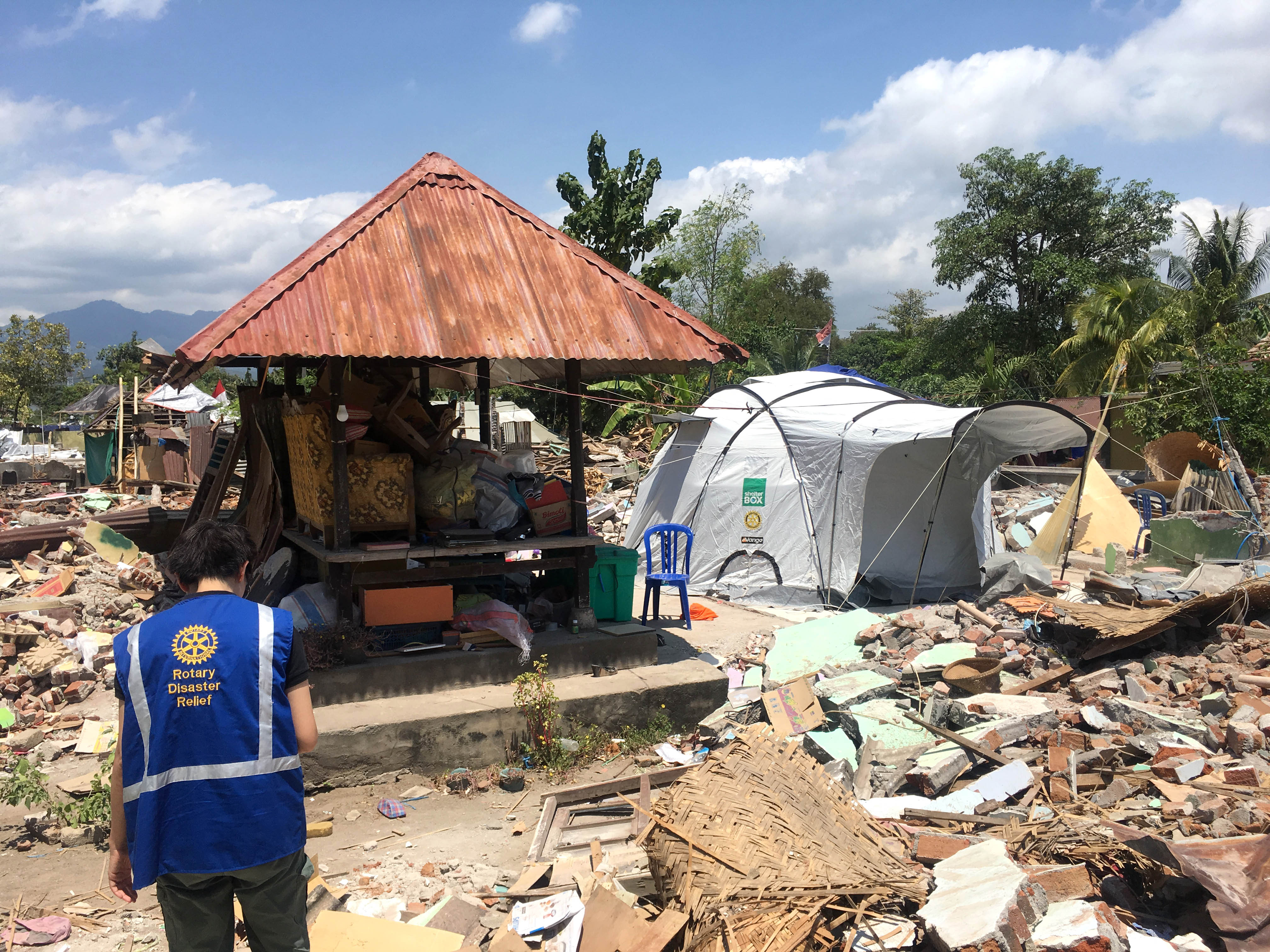 Destruction following Indonesia earthquake