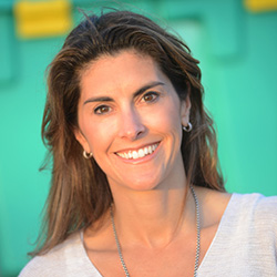 Kerri-Murray-ShelterBoxUSA-250px